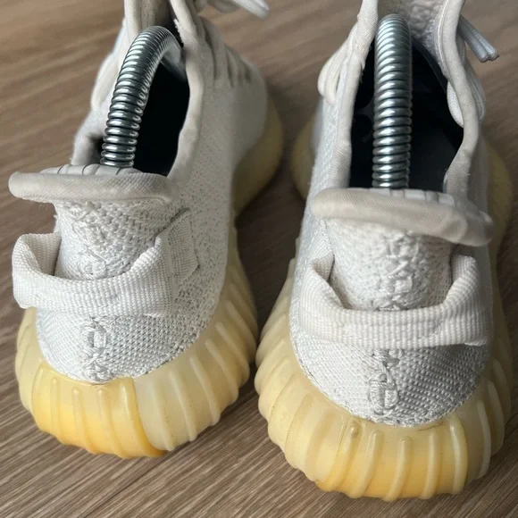 Adidas Yezzy Boost 350 V2 Low Cream White / Triple White Size 7.5 - Picture 6 of 8